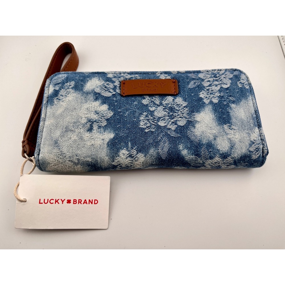 Lucky Brand Wristlet Wallet Womens OS Blue NWT Floral Denim Canvas Leather Patch